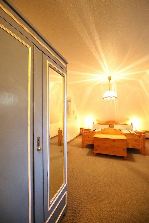 Gaestehaus Andresen-Warft 塔廷格 外观 照片